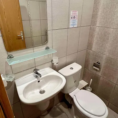 Mountain Breeze Willa