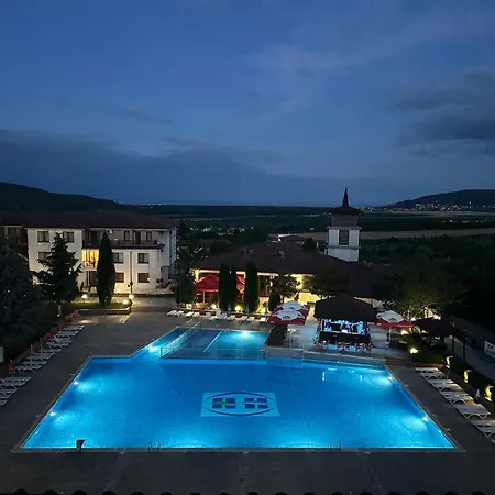 Mountain Breeze Villa Rogachevo