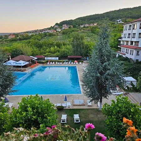 Mountain Breeze Вилла *